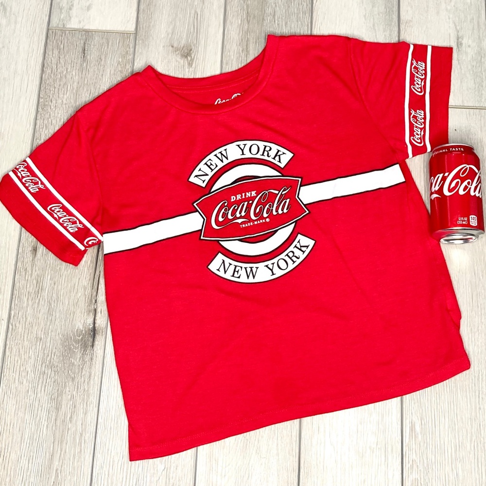 New York Coca Cola Shirt (junior/woman’s medium)